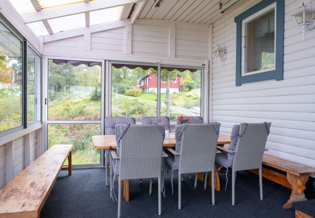 Ferienhaus in Mariefred - Einzigartiges Ferienhaus mit Blick auf Mälaren, Mariefred | SE14020