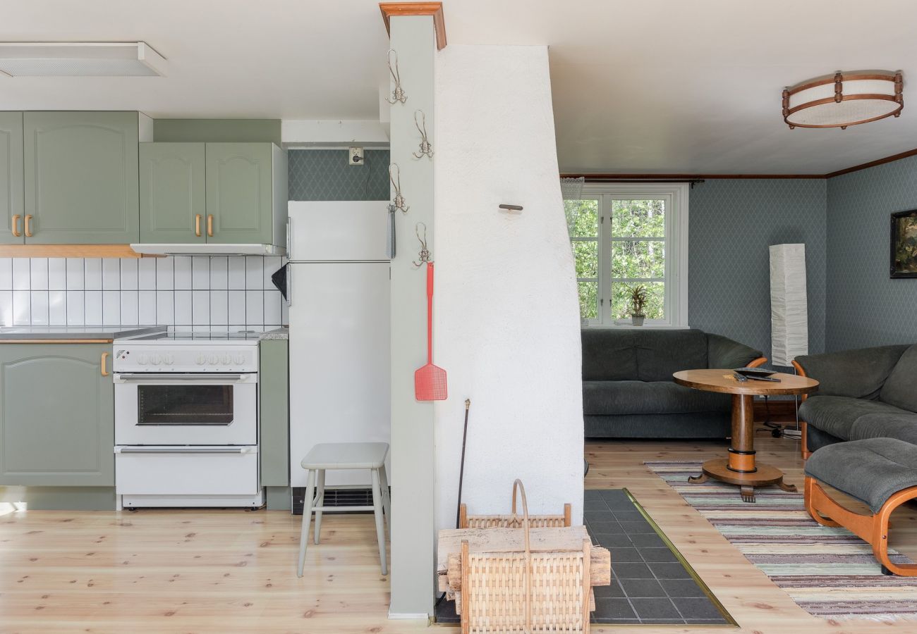 Ferienhaus in Tolg - Schönes Ferienhaus mit Blick auf Bergsjön, Tolg | SE06055