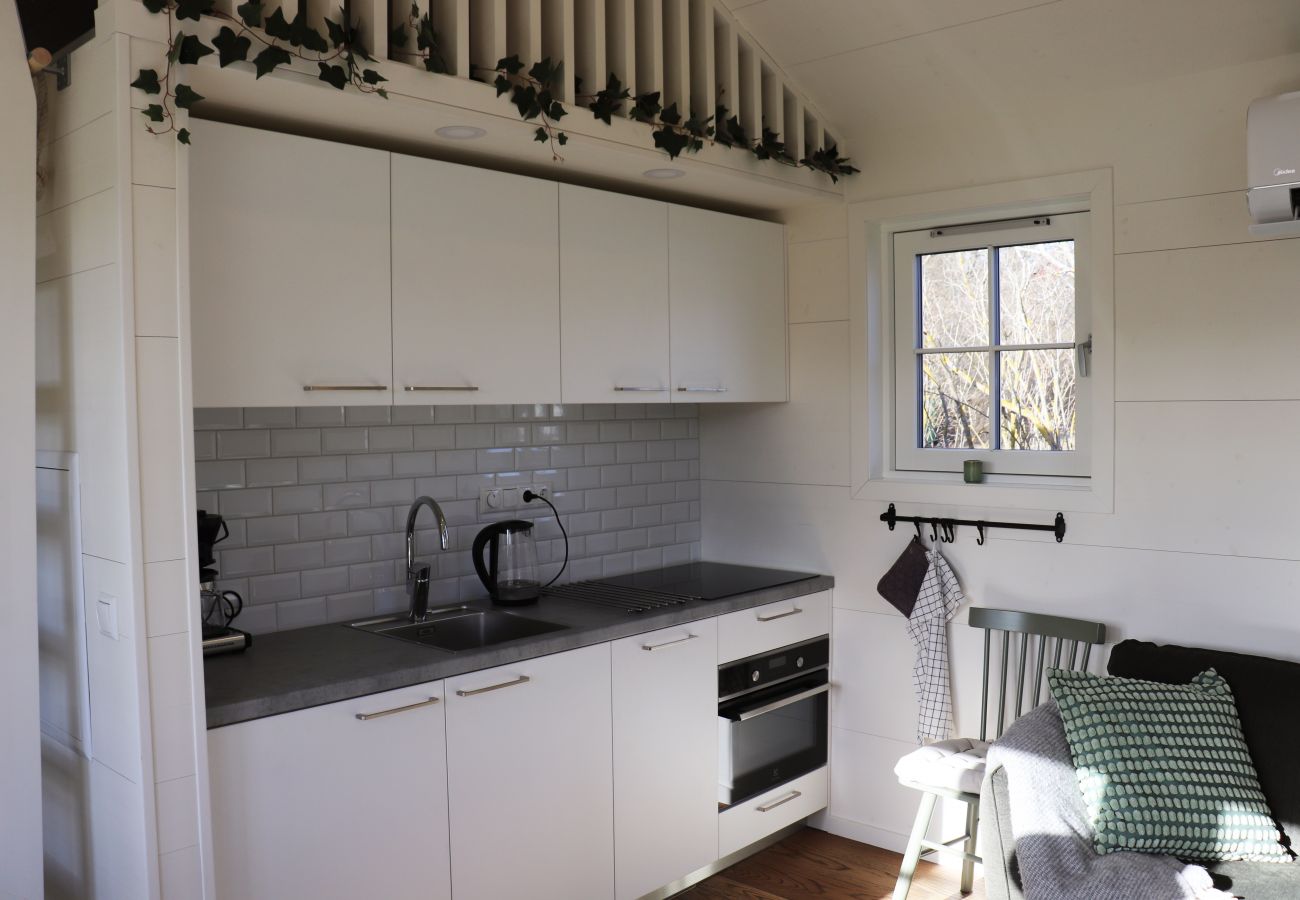 Ferienhaus in Drottningholm - Charmante Ferienhaus auf Lovön, Ekerö | SE13006