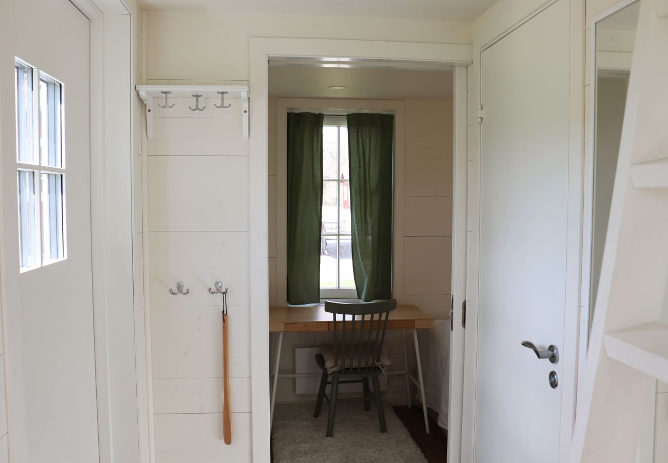 Ferienhaus in Drottningholm - Charmante Ferienhaus auf Lovön, Ekerö | SE13006