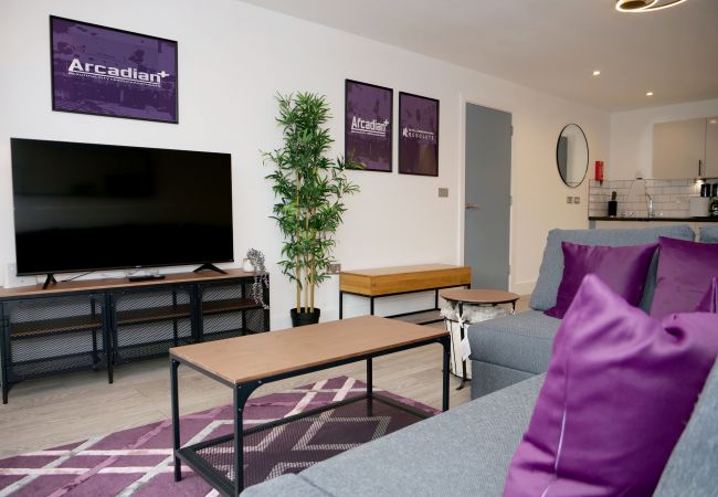 in Birmingham - ★ Premium Arcadian+ Two Bedroom Apart - En Suite - Balcony - Brand New!