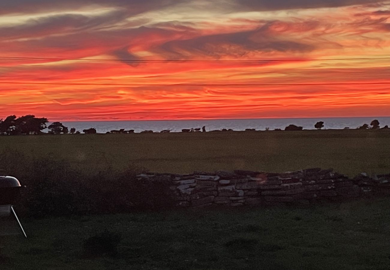 Ferienhaus in Mörbylånga - Angenehmes Ferienhaus auf Öland mit Panoramablick auf den Kalmarsund | SE04023