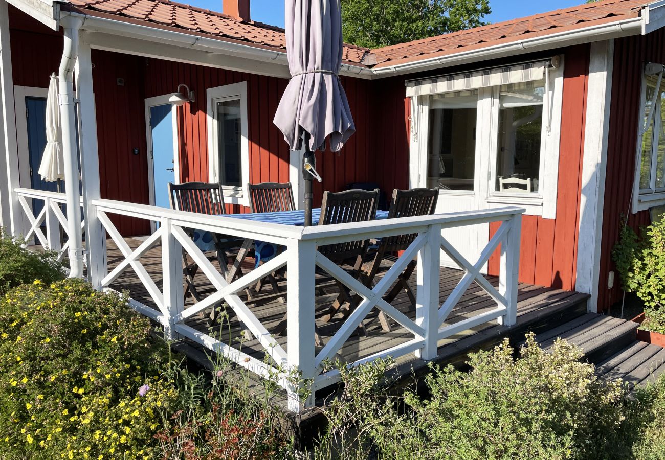 Ferienhaus in Byxelkrok - Schönes Ferienhaus im Norden von Öland neben Byxelkrok | SE04024