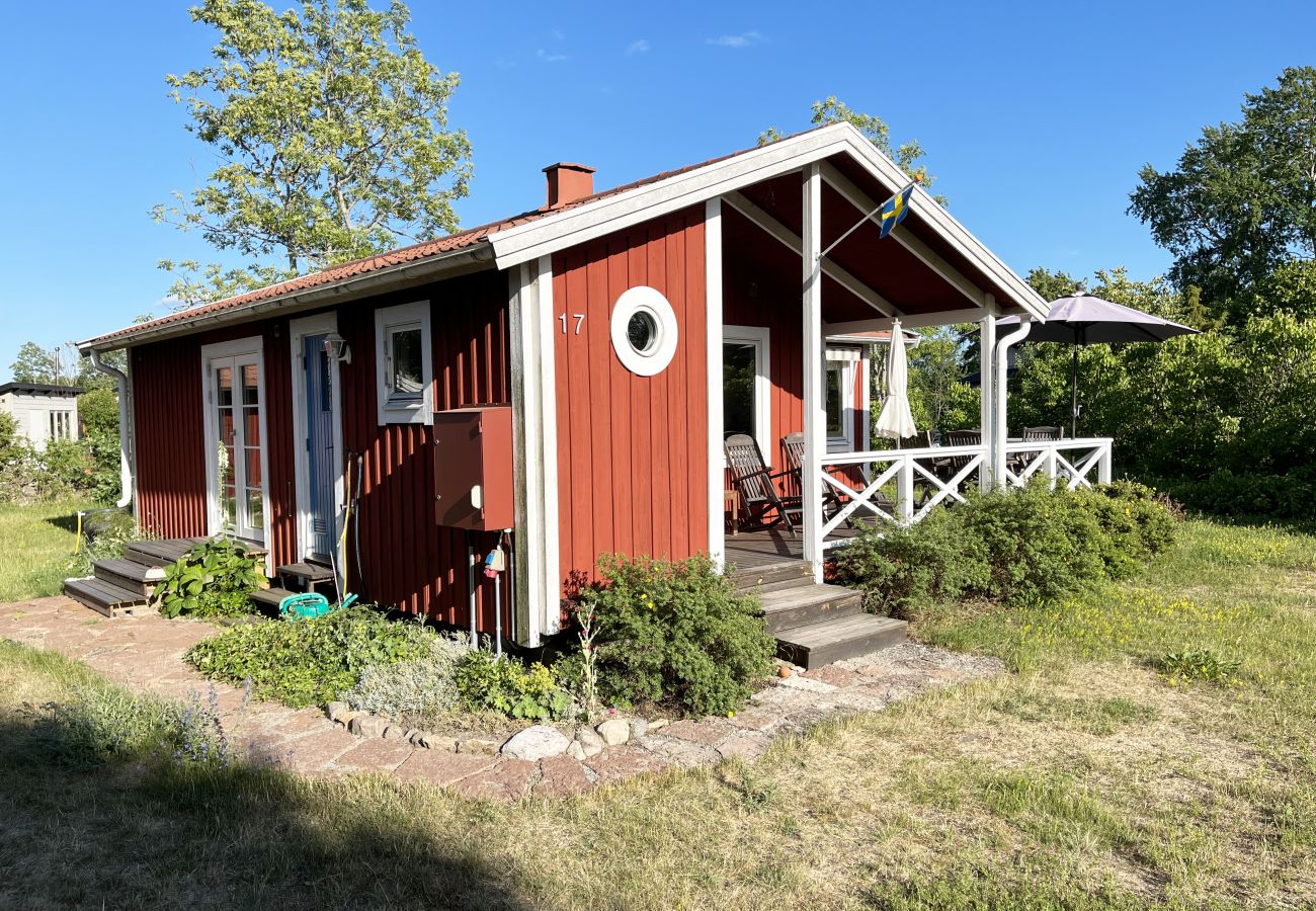 Ferienhaus in Byxelkrok - Schönes Ferienhaus im Norden von Öland neben Byxelkrok | SE04024