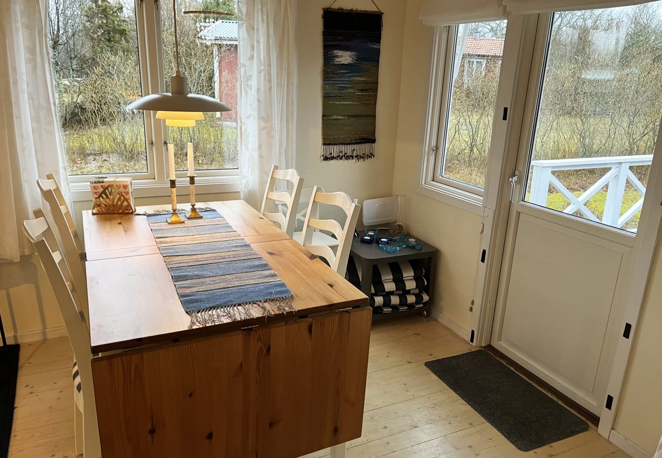 Ferienhaus in Byxelkrok - Schönes Ferienhaus im Norden von Öland neben Byxelkrok | SE04024