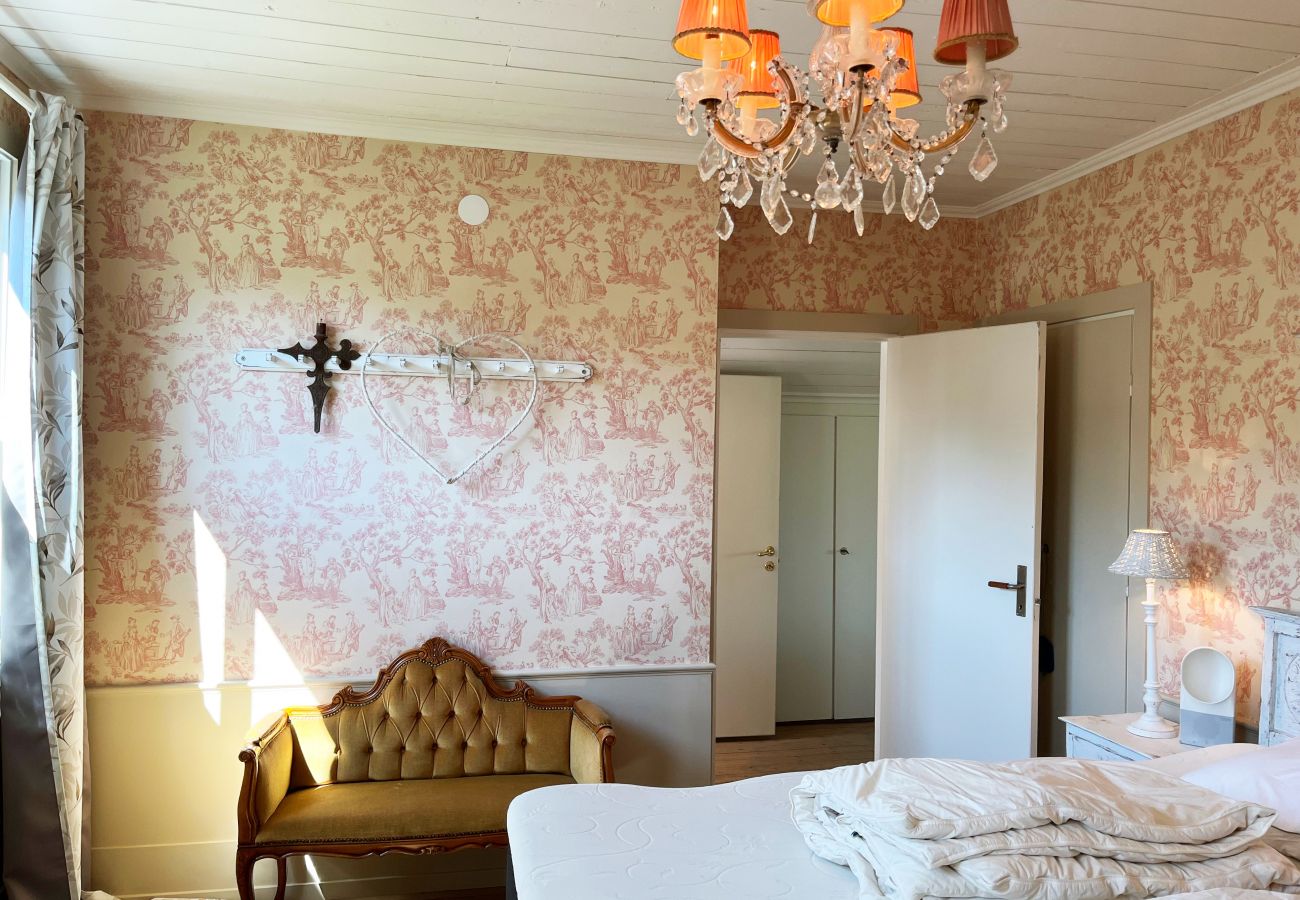 Ferienhaus in Gnesta - Großes, schönes Haus in Laxne/Gnesta nahe See und Natur | SE13026