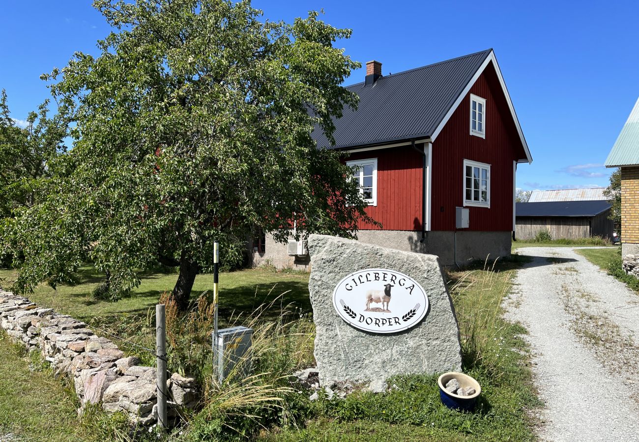 Ferienhaus in Löttorp - Angenehmes Ferienhaus mit etwas Meerblick | SE04025