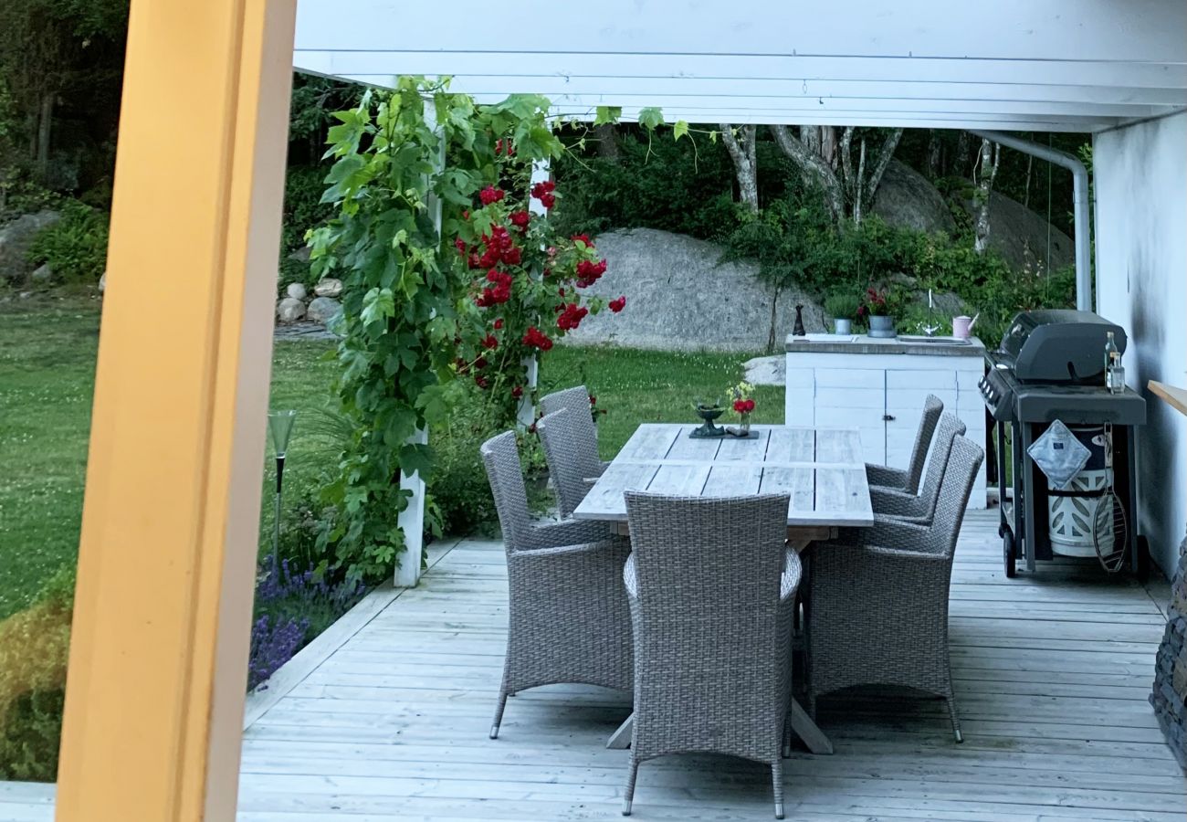 Ferienhaus in Kullavik - Große schöne Villa mit Pool im schönen Kullavik | SE08063