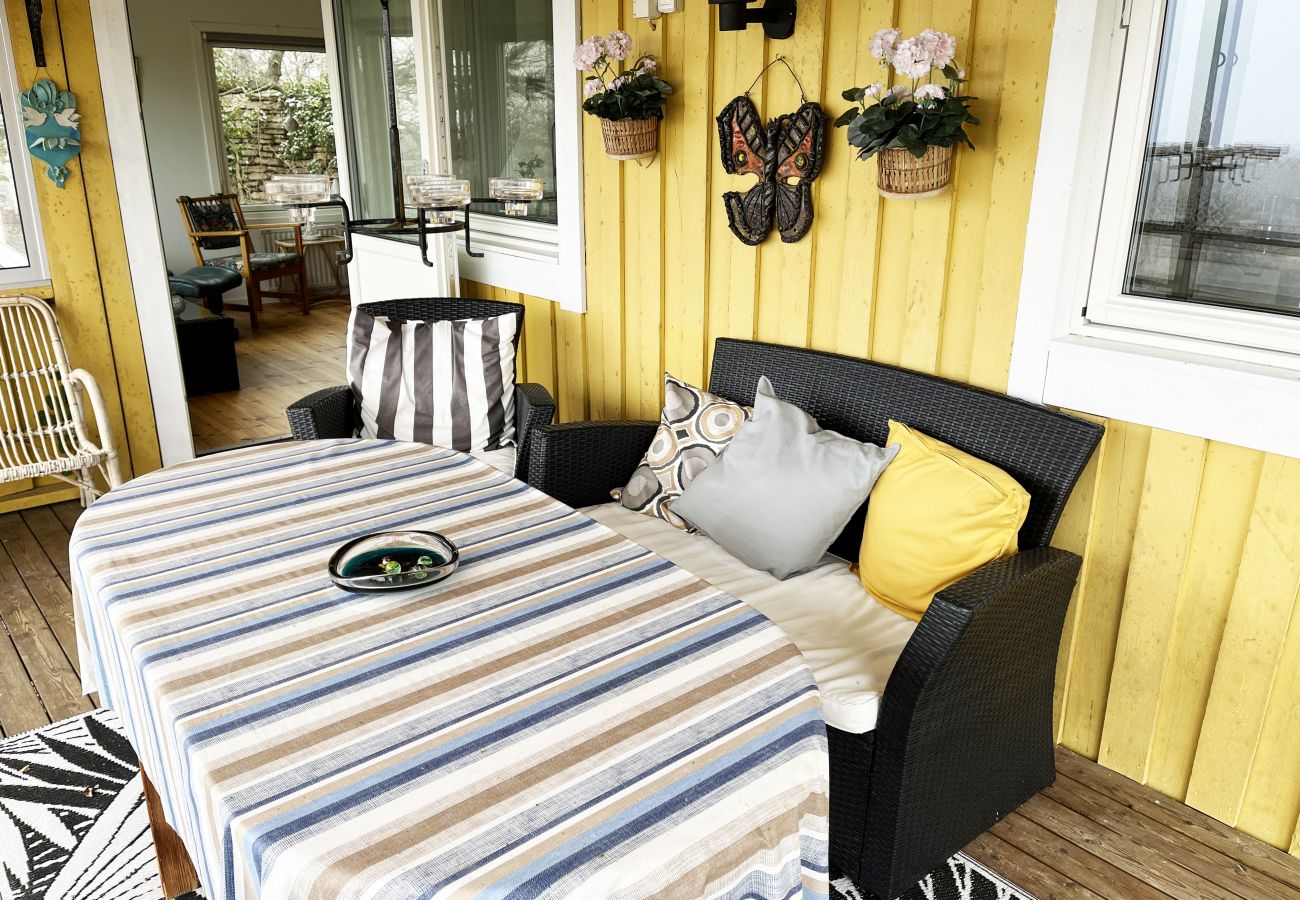 Ferienhaus in Borgholm - Schönes Ferienhaus bei Solliden mit Blick über Kalmarsund I SE04028