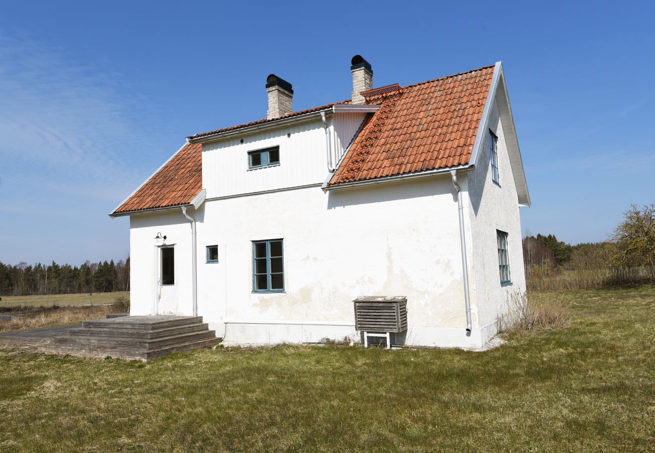 Ferienhaus in Slite - Schönes Ferienhaus in der Nähe von Åminne auf Ostgotland | SE12016