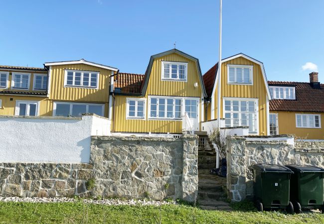 Ferienhaus in Torekov - Ferienhaus am Hafen von Torekov mit Meerblick | SE01043