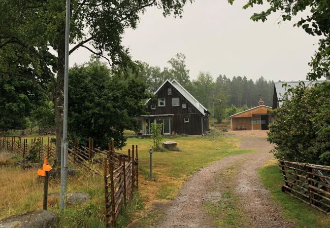  in Laholm - Kockabygget: Ferienwohnung auf einem ländlichen Bauernhof außerhalb von Laholm | SE02059
