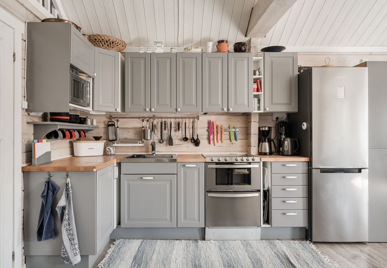 Ferienhaus in Axmar - Ferienhaus am Meer in Axmar nördlich von Gävle | SE20003