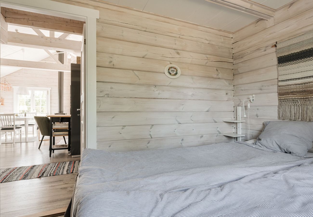 Ferienhaus in Axmar - Ferienhaus am Meer in Axmar nördlich von Gävle | SE20003