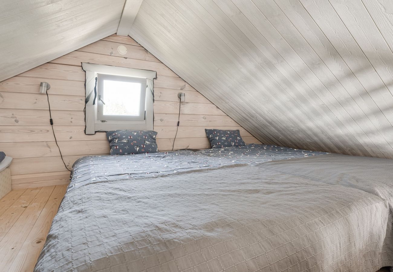 Ferienhaus in Axmar - Ferienhaus am Meer in Axmar nördlich von Gävle | SE20003