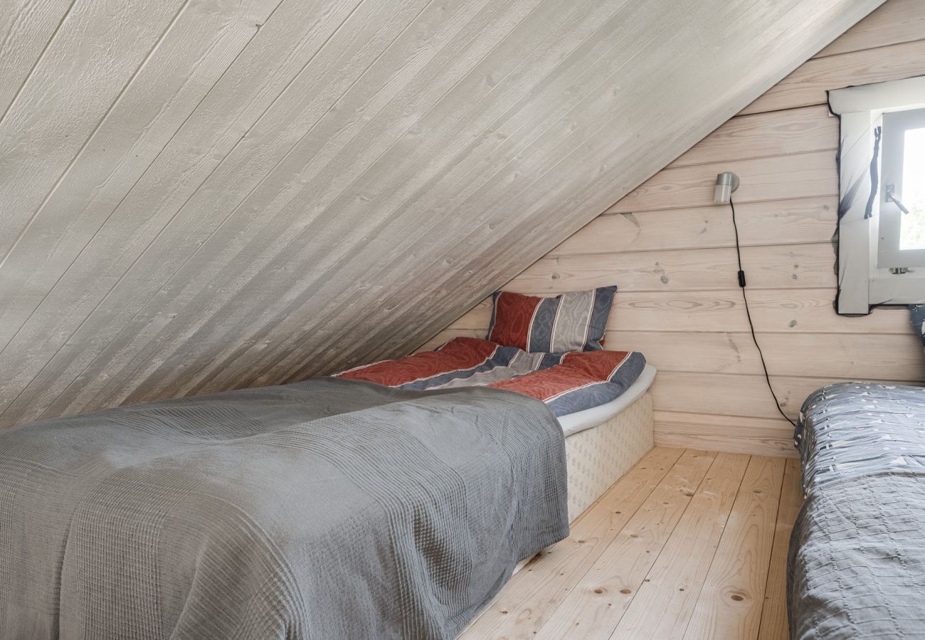 Ferienhaus in Axmar - Ferienhaus am Meer in Axmar nördlich von Gävle | SE20003