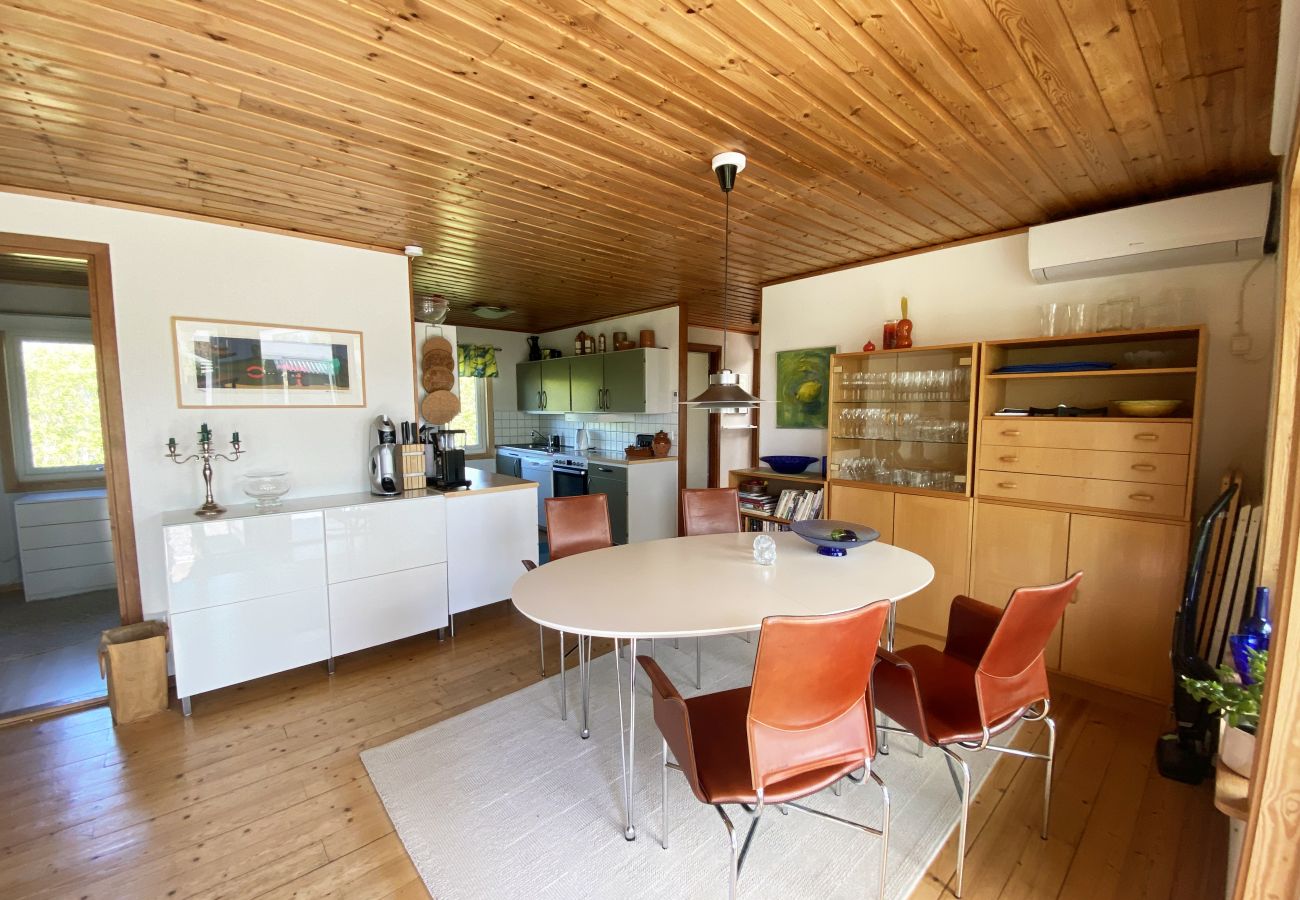 Ferienhaus in Båstad - Ferienhaus am Strand mit großem, schönem Garten | SE01054