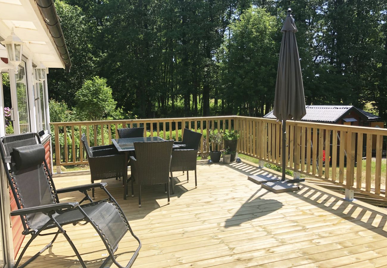 Ferienhaus in Ljungby - Ferienhaus im Ferienhausgebiet Tallbacken bei Bolmen, Ljungby | SE06046