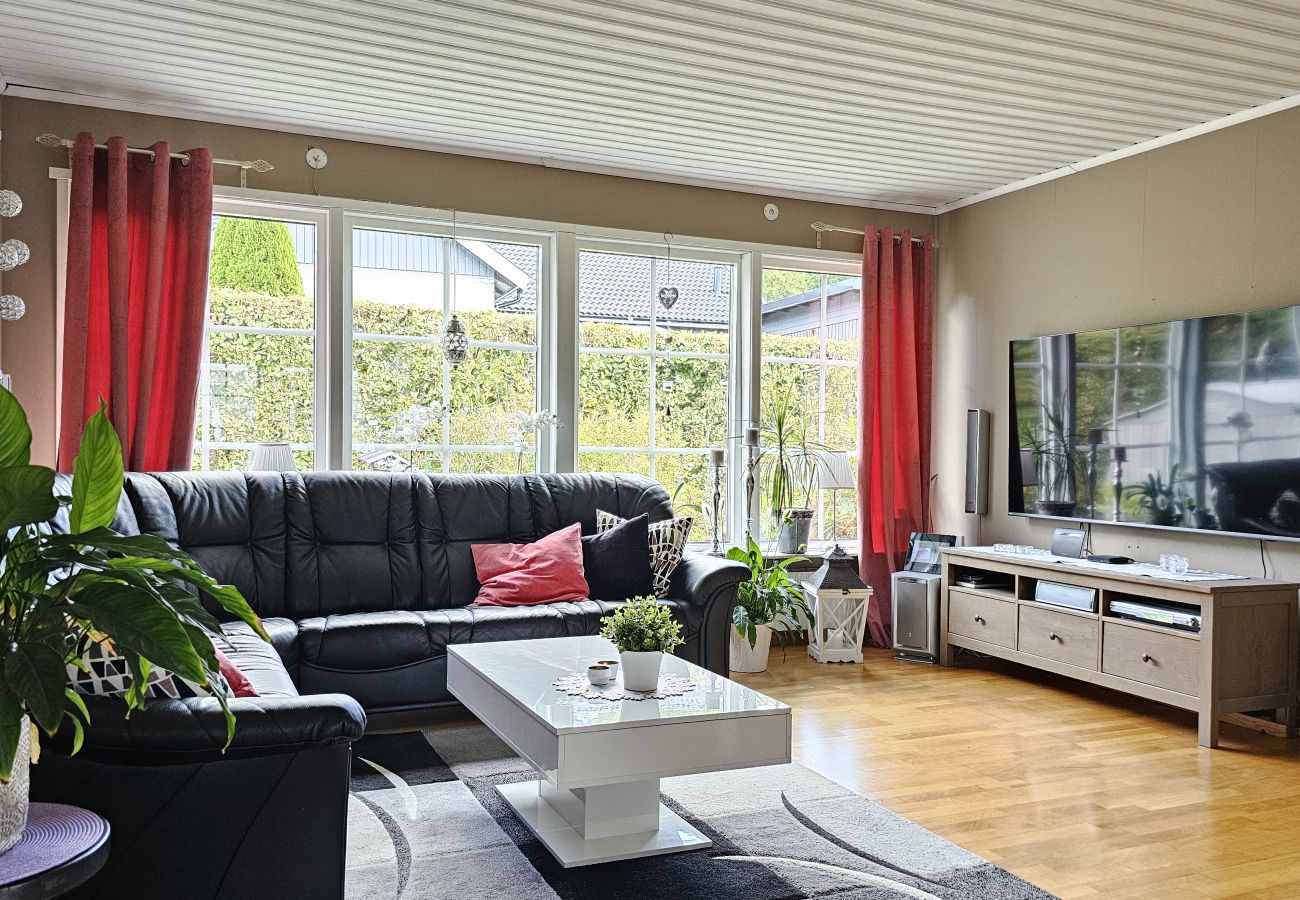 Ferienhaus in Tanumshede - Einzigartige Villa mit Spa und Sauna in Tanumshede | SE09038