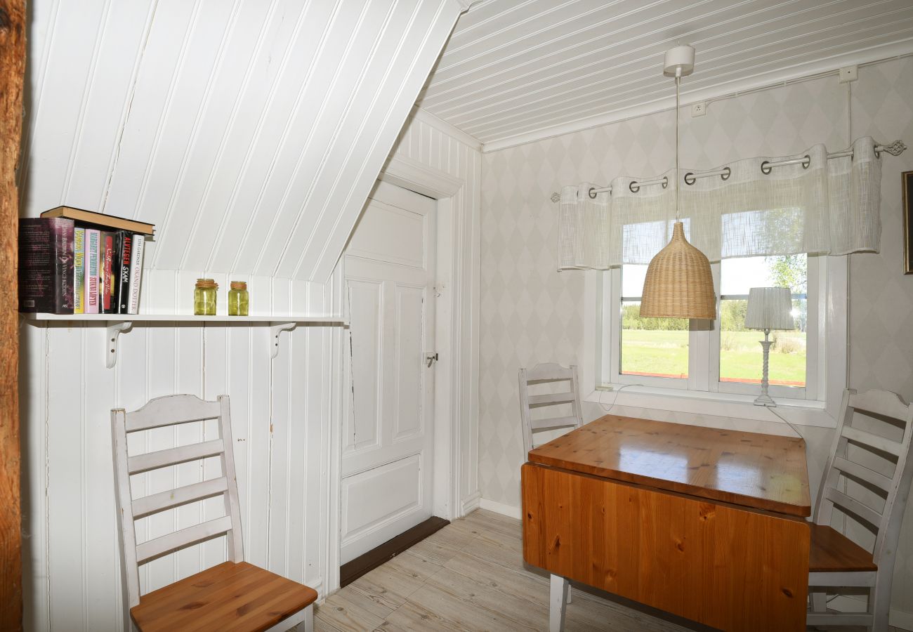 Ferienhaus in Tidaholm - Gemütliches Ferienhaus in der Nähe eines Angelparadieses und unberührter Natur | SE08048