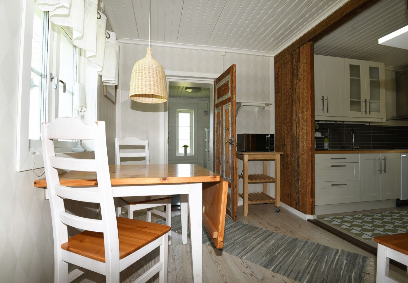 Ferienhaus in Tidaholm - Gemütliches Ferienhaus in der Nähe eines Angelparadieses und unberührter Natur | SE08048
