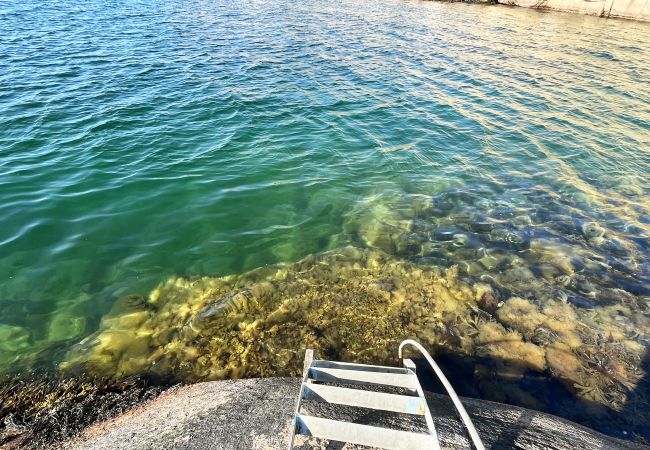 Ferienhaus in Hamburgsund - Schöne Doppelhaushälfte auf Hamburgerö in einer einzigartigen Umgebung | SE09037