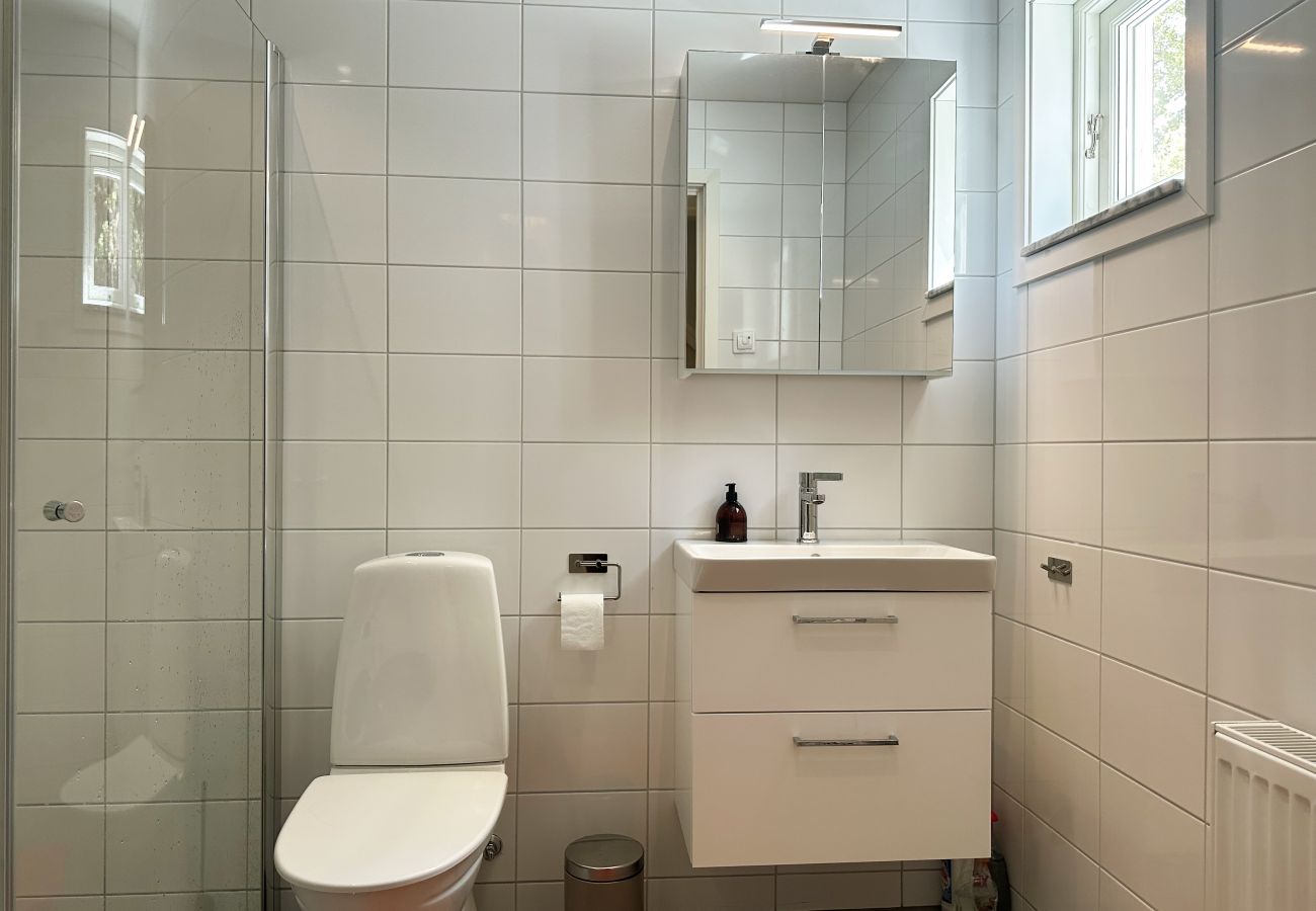 Ferienhaus in Hamburgsund - Schöne Doppelhaushälfte auf Hamburgerö in einer einzigartigen Umgebung | SE09037