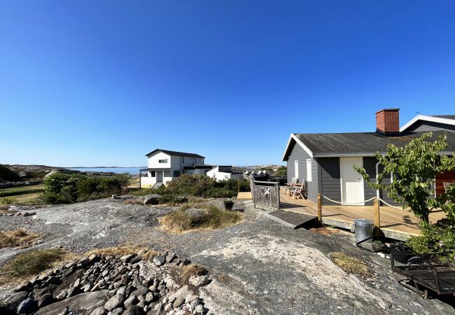 Ferienhaus in Torslanda - Einzigartige Ferienunterkunft auf Långholmen im westlichen Schärengarten von Göteborg | SE08071