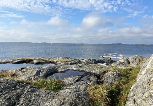 Ferienhaus in Torslanda - Einzigartige Ferienunterkunft auf Långholmen im westlichen Schärengarten von Göteborg | SE08071