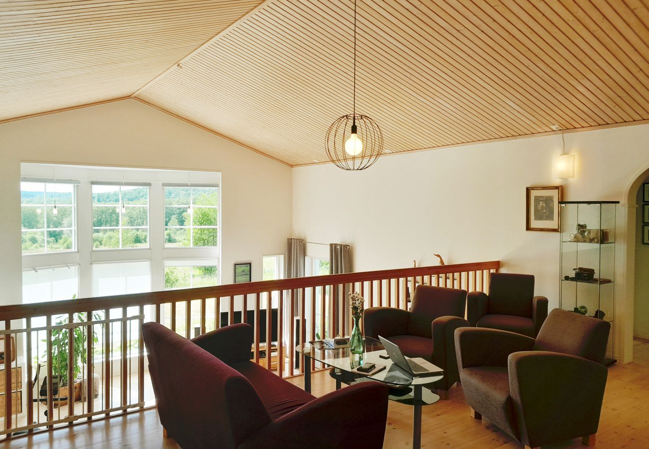 Ferienhaus in Floda - Modernes Ferienhaus mit Panoramablick auf wunderschöne Landschaften | SE08066