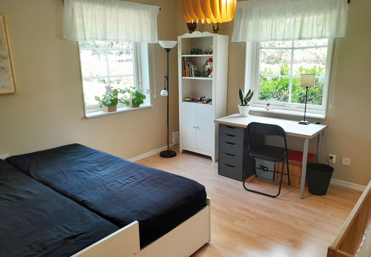 Ferienhaus in Floda - Modernes Ferienhaus mit Panoramablick auf wunderschöne Landschaften | SE08066