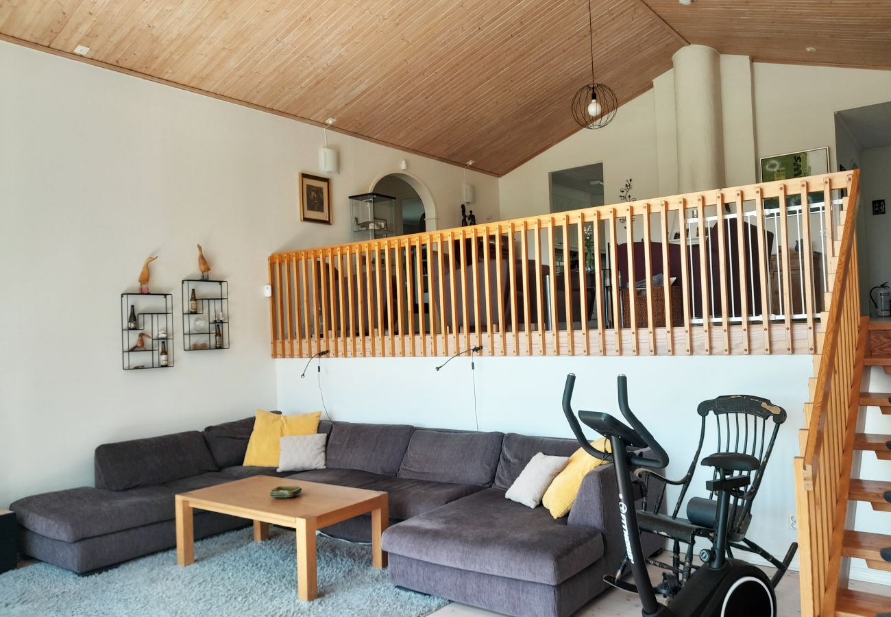 Ferienhaus in Floda - Modernes Ferienhaus mit Panoramablick auf wunderschöne Landschaften | SE08066