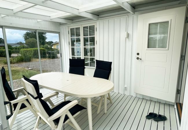 Ferienhaus in Mellbystrand - Ferienhaus in Mellbystrand mit großem Grundstück und Nähe zu salzigen Meeresbädern |SE02080.