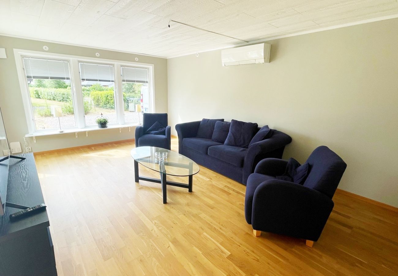 Ferienhaus in Mellbystrand - Ferienhaus in Mellbystrand mit großem Grundstück und Nähe zu salzigen Meeresbädern |SE02080.