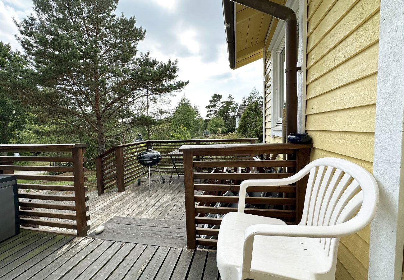 Ferienhaus in Tanumshede - Gemütliches Ferienhaus mit Villenstandard am Raftötången | SE09041