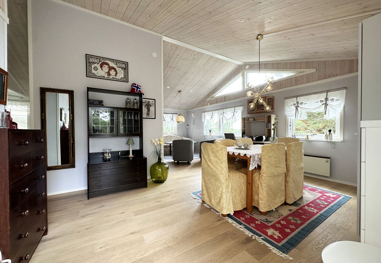 Ferienhaus in Tanumshede - Gemütliches Ferienhaus mit Villenstandard am Raftötången | SE09041