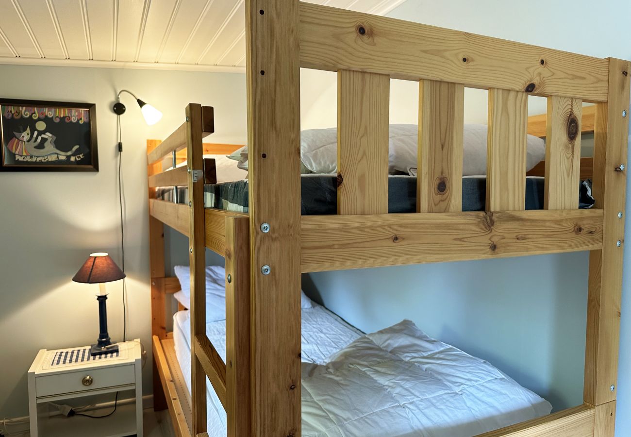 Ferienhaus in Tanumshede - Gemütliches Ferienhaus mit Villenstandard am Raftötången | SE09041