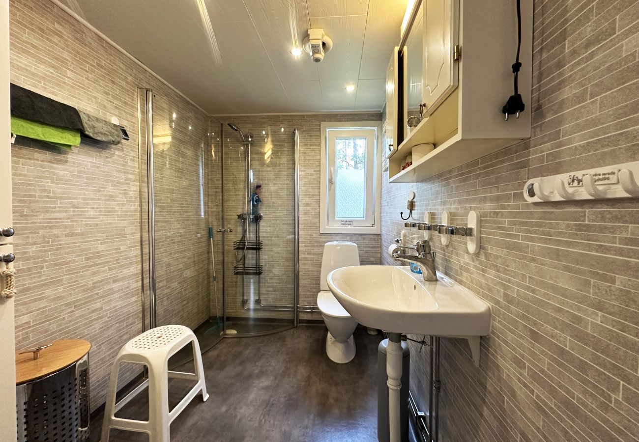 Ferienhaus in Tanumshede - Gemütliches Ferienhaus mit Villenstandard am Raftötången | SE09041