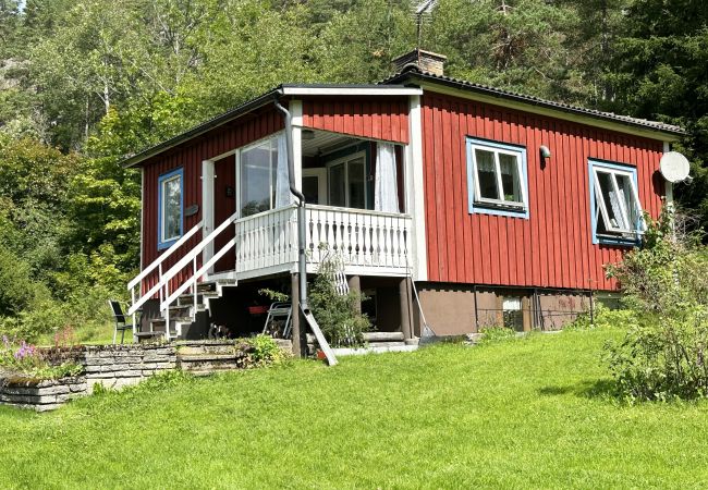 Ferienhaus in Högsäter - Gemütliches Ferienhaus bei Kroppefjäll in Högsäter | SE17012