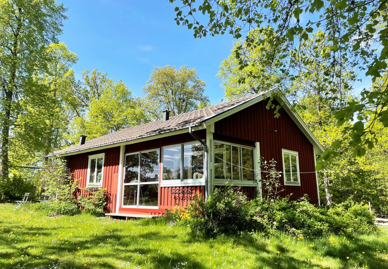 Ferienhaus in Lönashult - Schönes Ferienhaus außerhalb von Lönashult in der Nähe des Sees Övden | SE06058