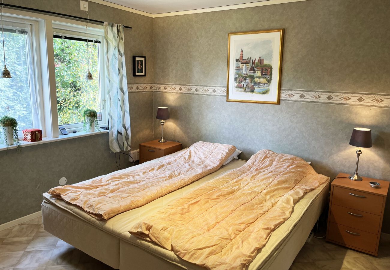 Ferienhaus in Virserum - Gemütliches, geräumiges Ferienhaus am See Virserumssjön | SE05041
