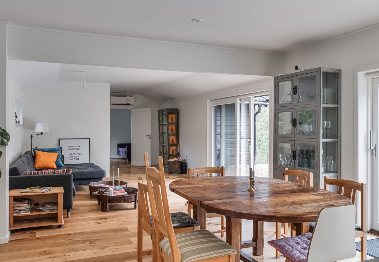 Ferienhaus in Norrtälje - Ferienhaus mit Seeblick auf Rådmansö, Norrtälje | SE13037