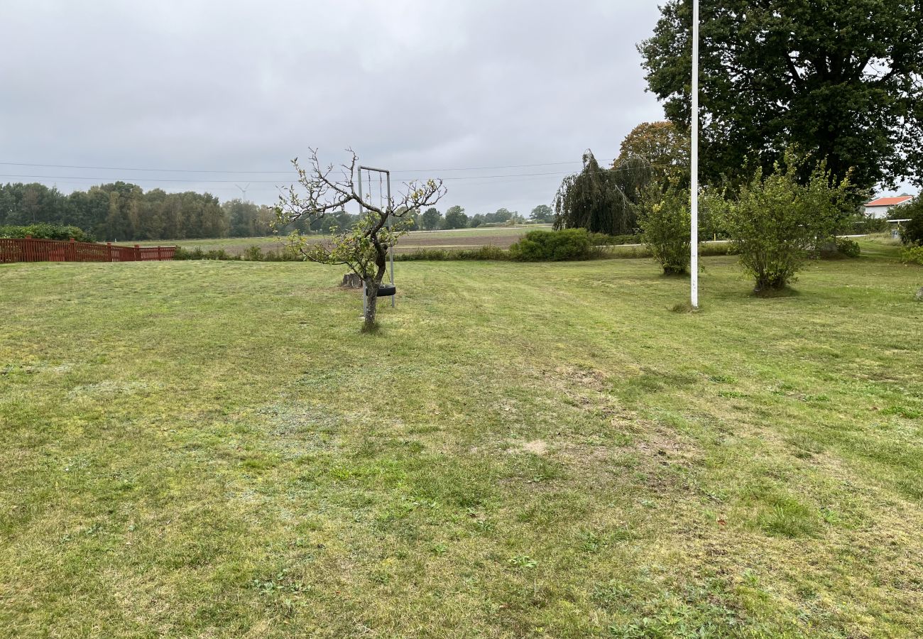 Ferienhaus in Bergkvara - Schönes Ferienhaus in der Nähe einer Bucht in Skäppevik I SE05046