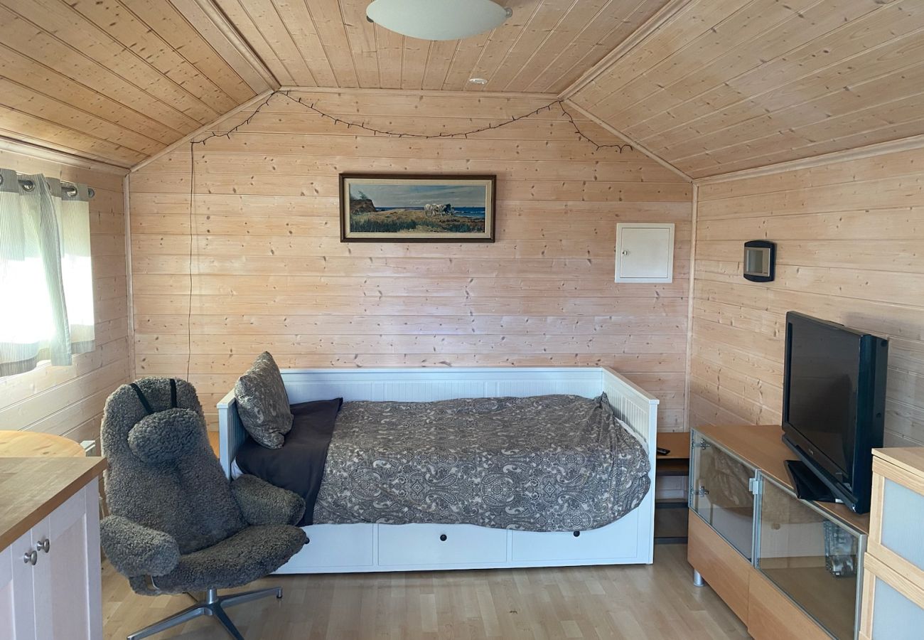 Ferienhaus in Bergkvara - Schönes Ferienhaus in der Nähe einer Bucht in Skäppevik I SE05058
