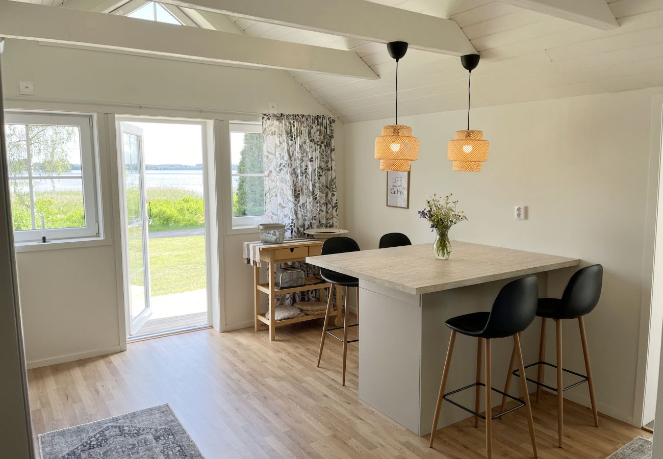 Ferienhaus in Tånnö - Renoviertes schönes Ferienhaus außerhalb von Värnamo und nur 30 Meter vom See Flåren entfernt, den ich | SE07055