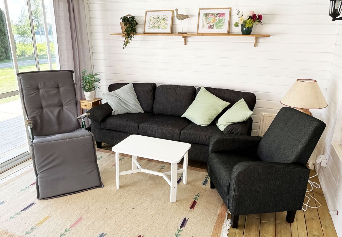 Ferienhaus in Tånnö - Renoviertes schönes Ferienhaus außerhalb von Värnamo und nur 30 Meter vom See Flåren entfernt, den ich | SE07055