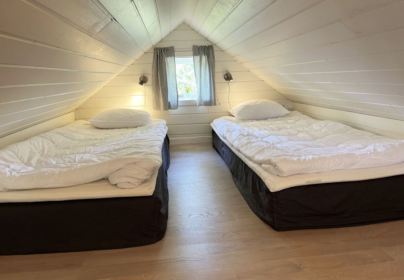 Ferienhaus in Tånnö - Renoviertes schönes Ferienhaus außerhalb von Värnamo und nur 30 Meter vom See Flåren entfernt, den ich | SE07055