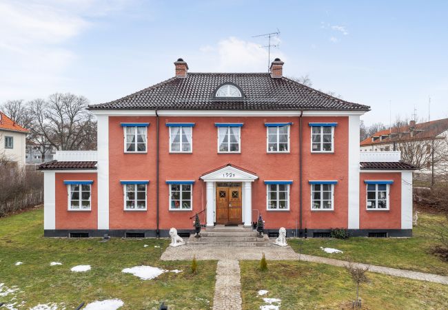 Ferienhaus in Vimmerby - Wunderschöne, geräumige Villa mitten in Vimmerby in SE05056
