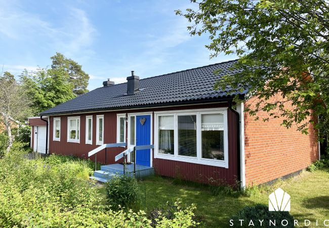  in Storebro - Große und geräumige Villa in Storebro in der Nähe eines schönen Badebereichs | SE05059