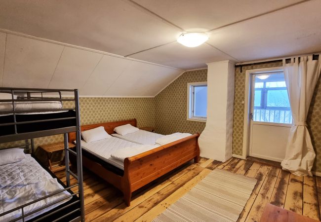 Ferienhaus in Nyköping - Großes Haus, Baggetorp, mit naher Bade- und Angelmöglichkeit in Nyköping | SE14017